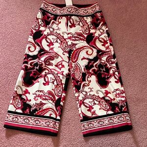 Joseph Ribkoff Red and Black Paisley Cropped Pants